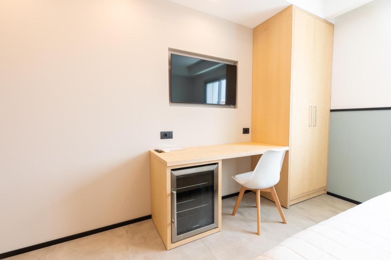 Antares Rooms And Suites Ольбія Екстер'єр фото