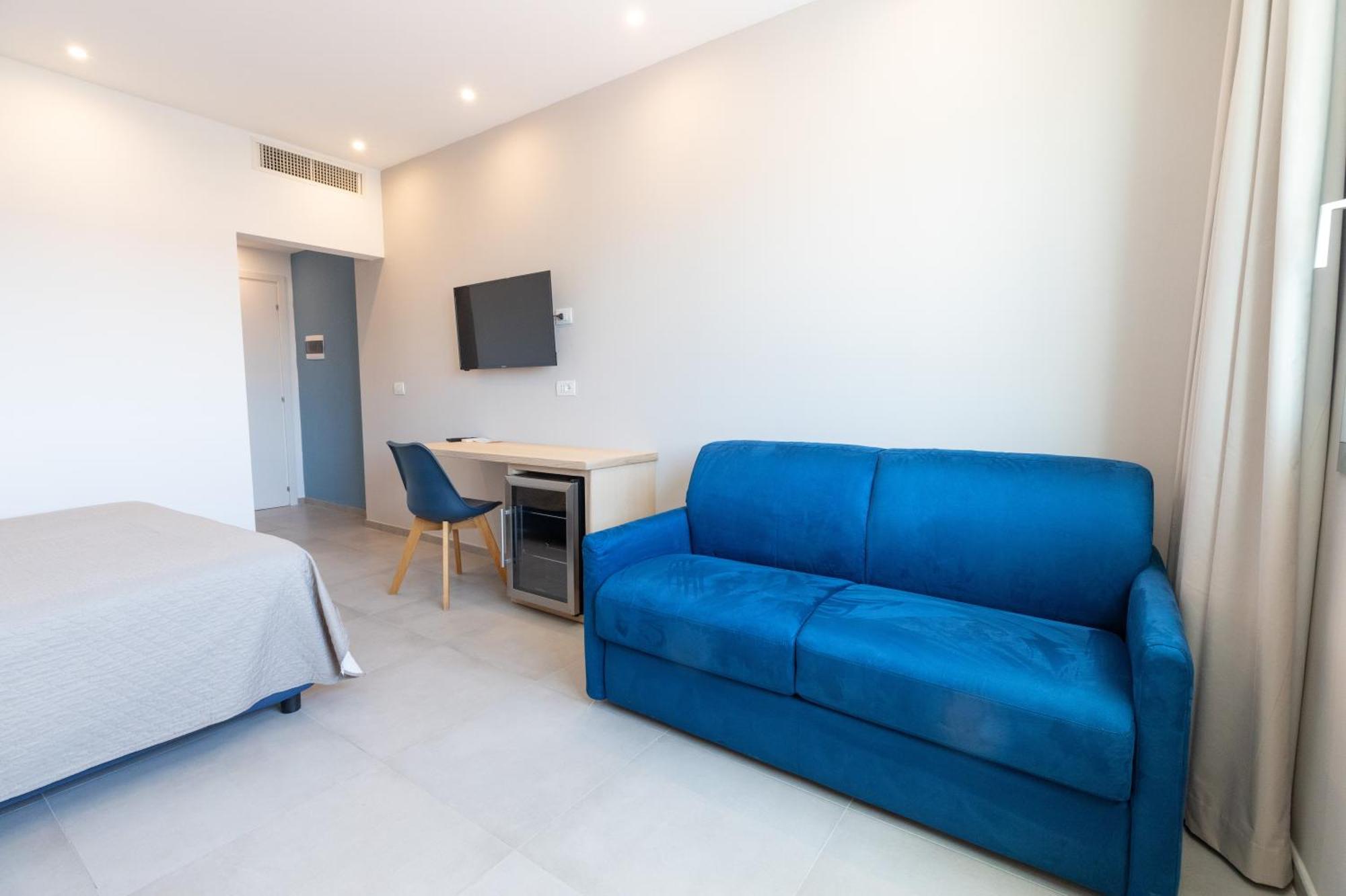 Antares Rooms And Suites Ольбія Екстер'єр фото