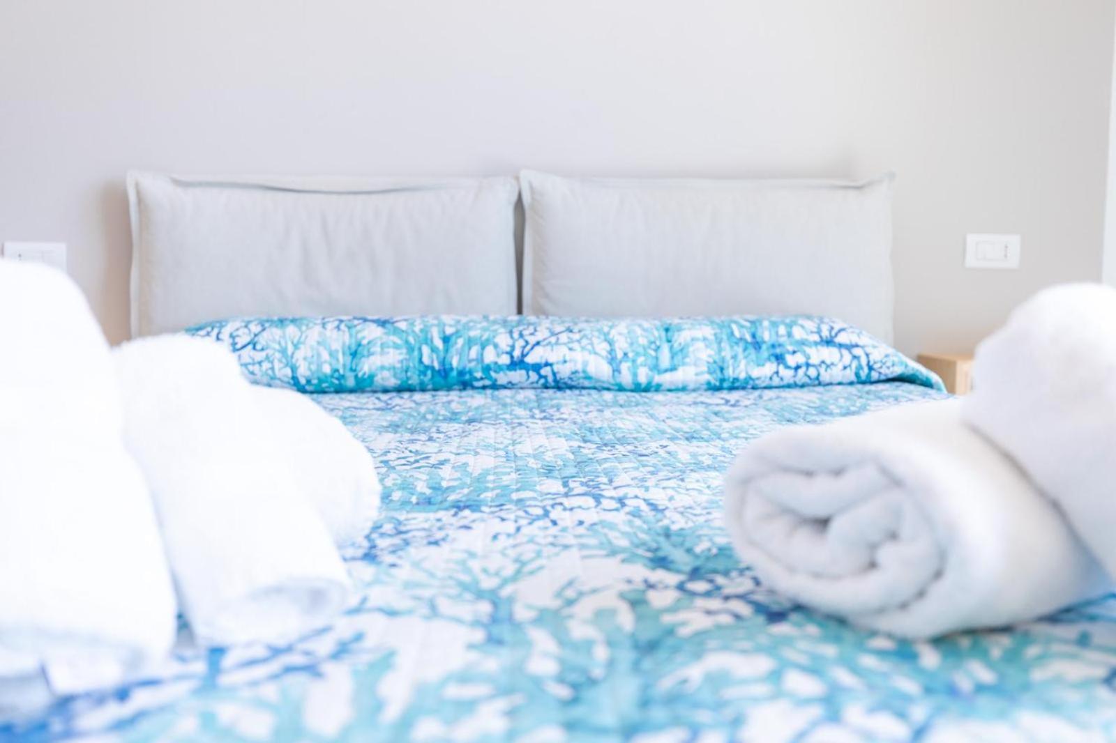 Antares Rooms And Suites Ольбія Екстер'єр фото