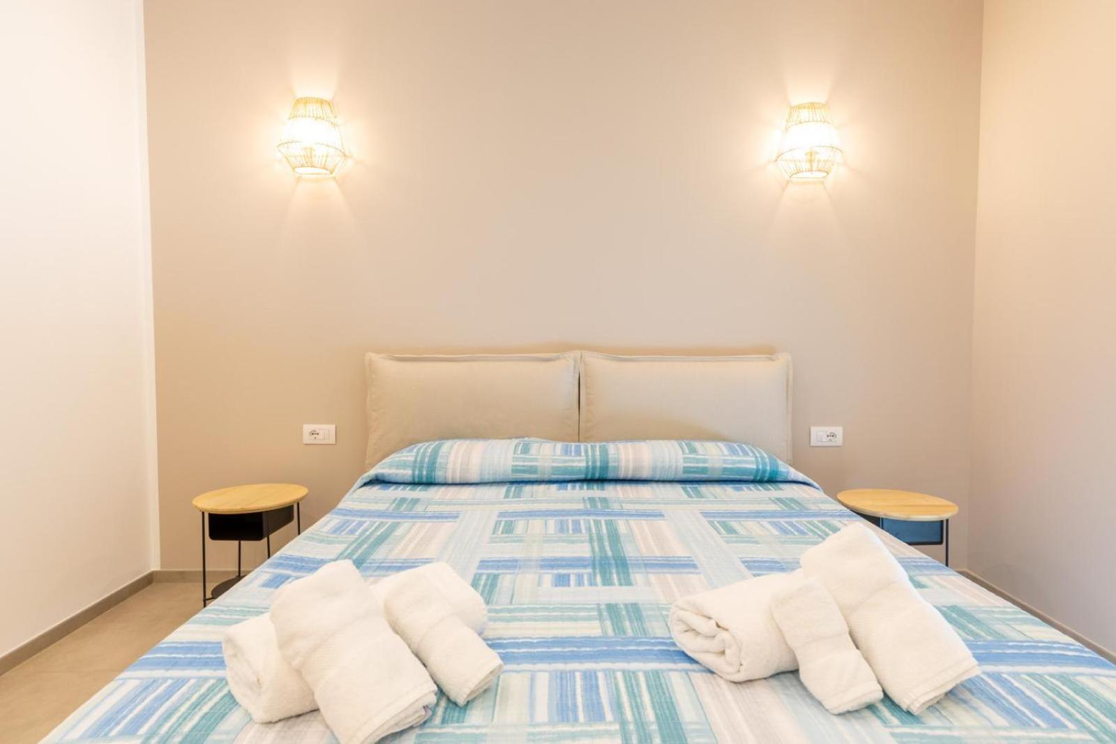 Antares Rooms And Suites Ольбія Екстер'єр фото